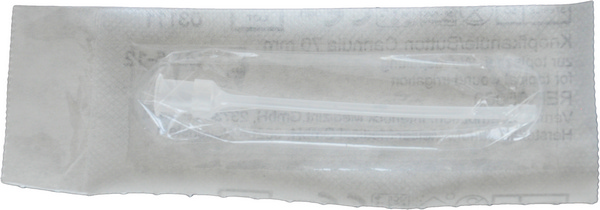 Einmal-Knopfkanüle aus Kunststoff